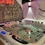 La 2 Jaccuzzi Et Sauna Privatif
