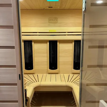 بيت الحب La 2 Jaccuzzi Et Sauna Privatif غرونوبل