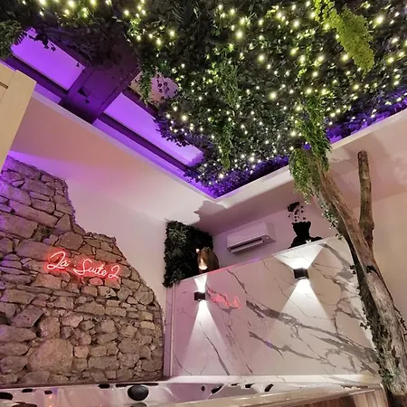 La 2 Jaccuzzi Et Sauna Privatif גרנובל